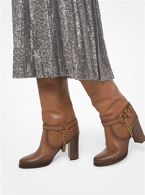 wasserdichte stiefel michael kors|Michael Kors burnished boots.